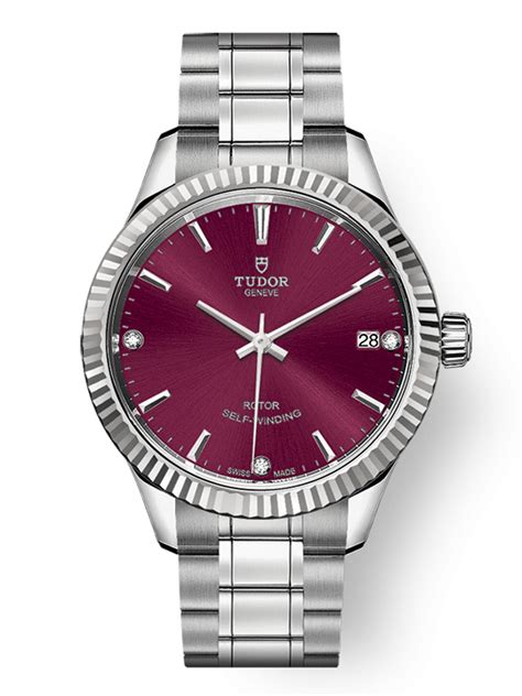 Tudor Style M12310